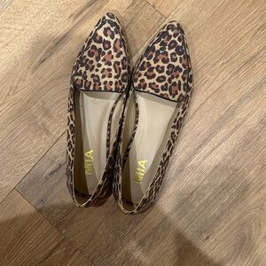 Leopard flats, worn once. So cute